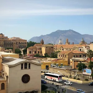 https://il-moro.palermohotels.org